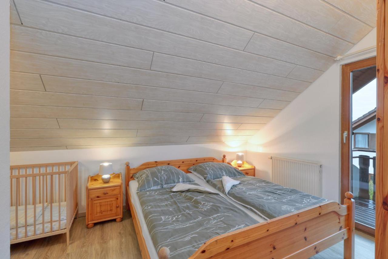 Seepark Kirchheim Ferienhaus Bei Diane Mit Sauna المظهر الخارجي الصورة